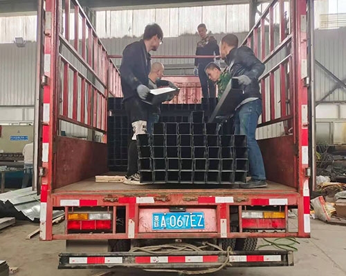 槽式橋架發(fā)往太原